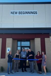 New Beginnings Resale Store and New Heights members ribbon cutting